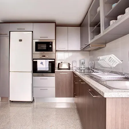 펜션 Simao House 칼례타